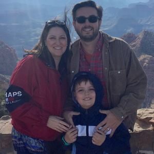 Meet your Posher, Robin